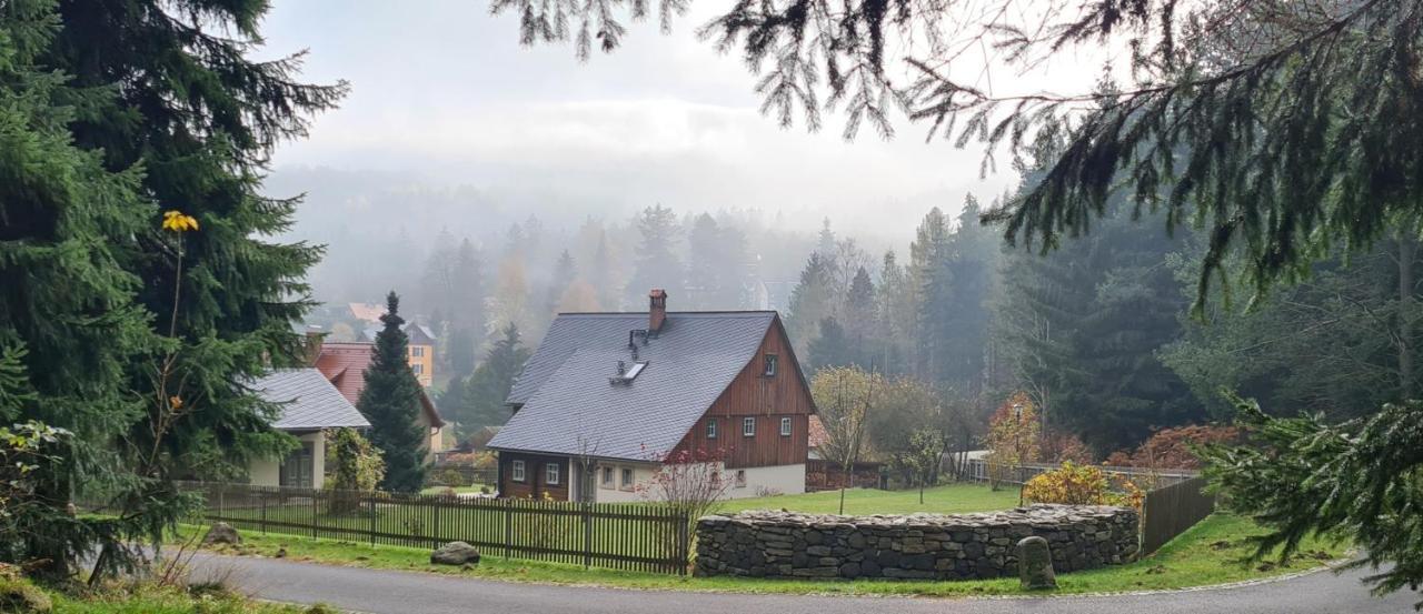 Vila Am Waldessaum Kurort Oybin Exteriér fotografie